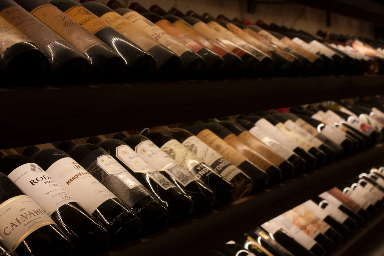 A Guide to AOC, DOC and DOCG Wine Classifications | Raravina