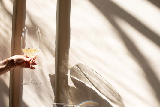 How to Taste Wine in Six Steps | Raravina