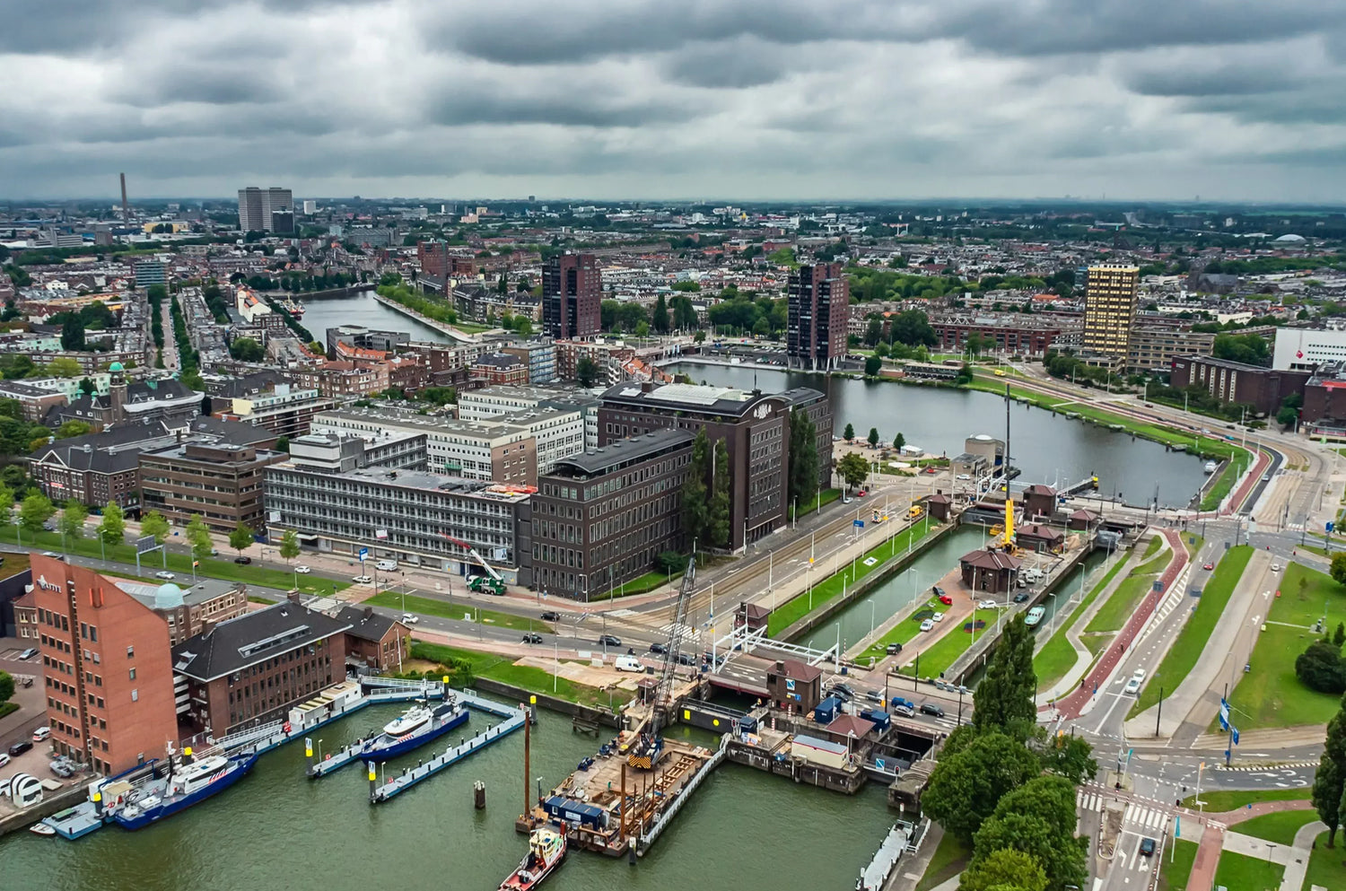 Rotterdam: Where Modern Design Meets Great Wine | Raravina