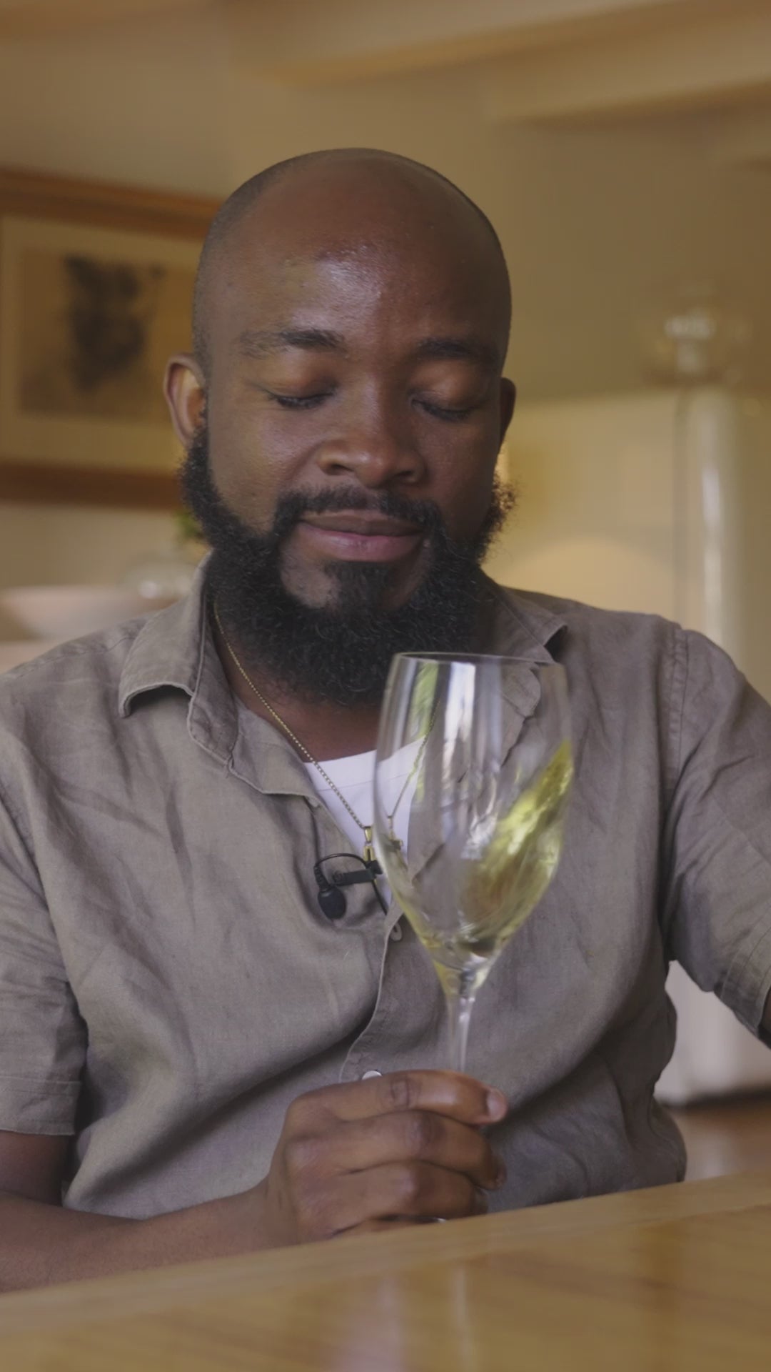 Raravina Dzimbahwe Roter Veltliner Wine Video
